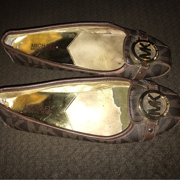MK Fulton Ballet Flats - Picture 2 of 9